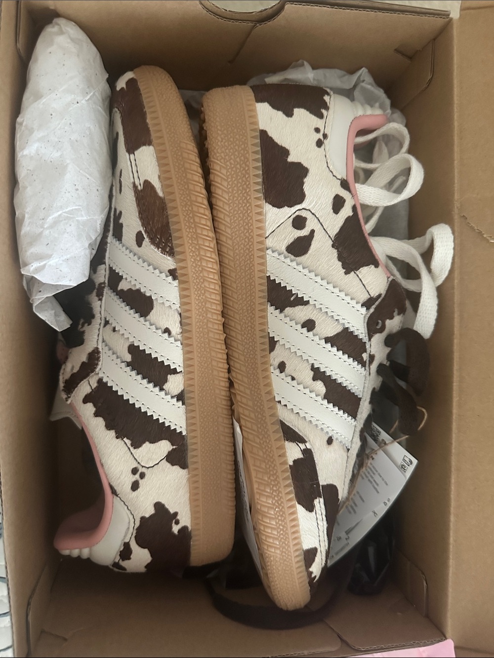 Adidas Samba OG Women’s Sneakers - Cow Print size 7 - Picture 3 of 3
